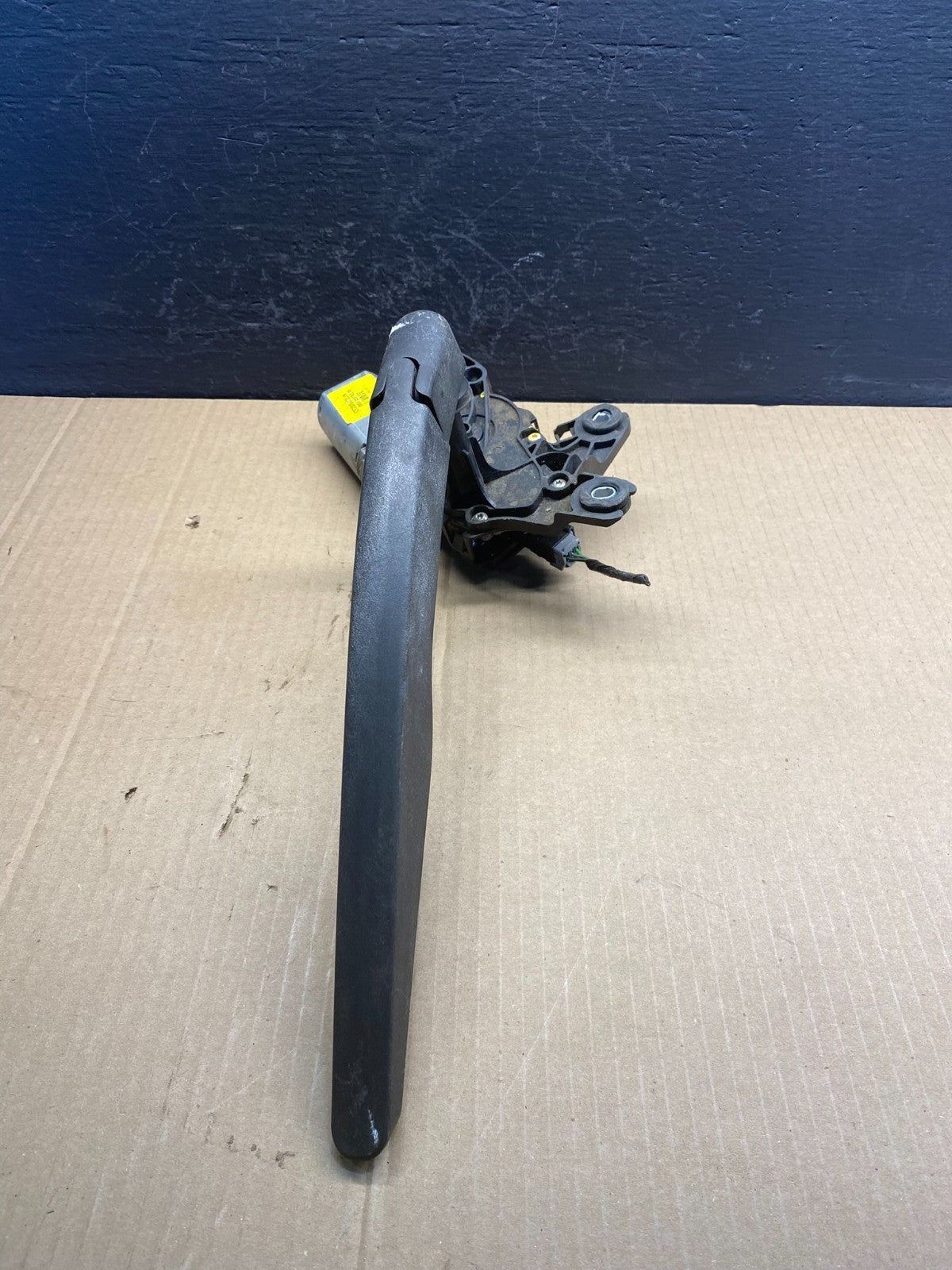 2013 to 2019 Ford Escape Rear Windshield Wiper Motor OEM AC0856 DG2