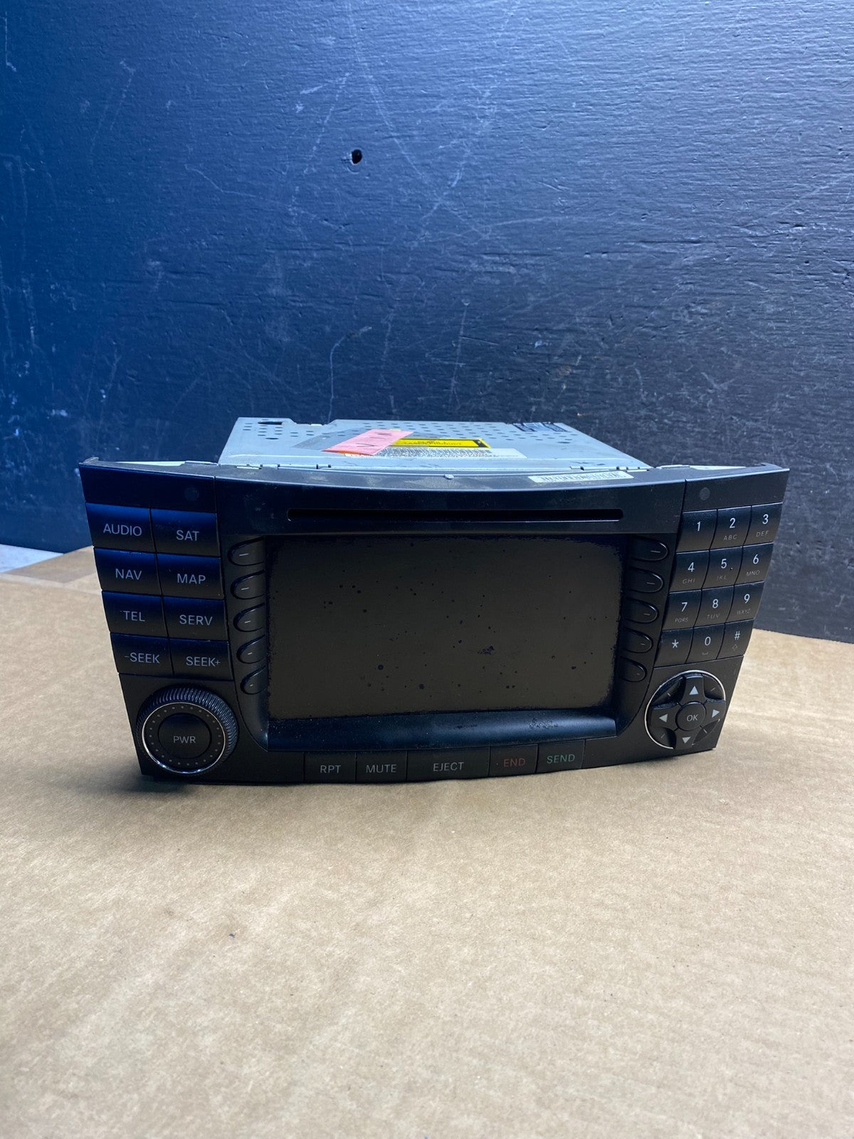 2005-2007 Mercedes-Benz S550 CLS550 Command Head Navigation Radio CD ad9652 DG0