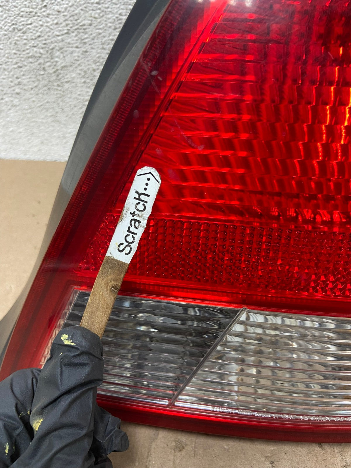 2001 2002 2003 Hyundai Elantra Right Passenger Rh Tail Light AG4968 LK3