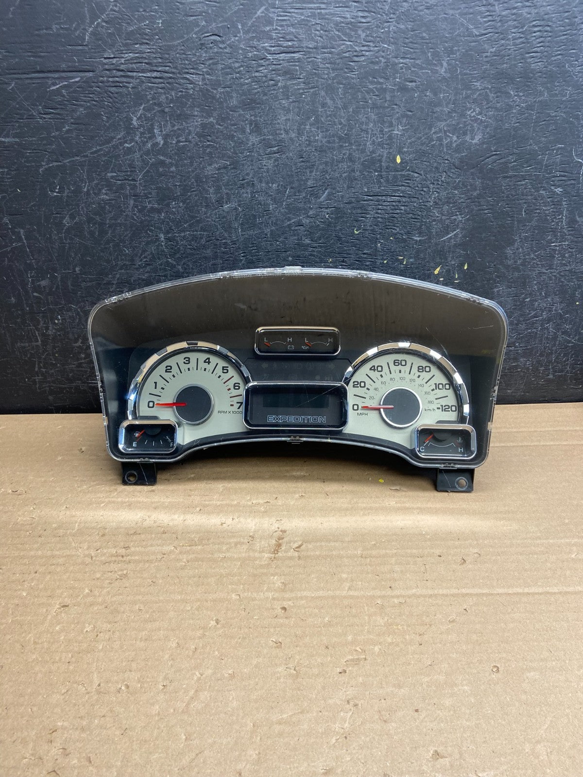 2007 2008 Ford Expedition Speedometer Cluster Gauge 7l1t-10849-rb AG0290 DG0