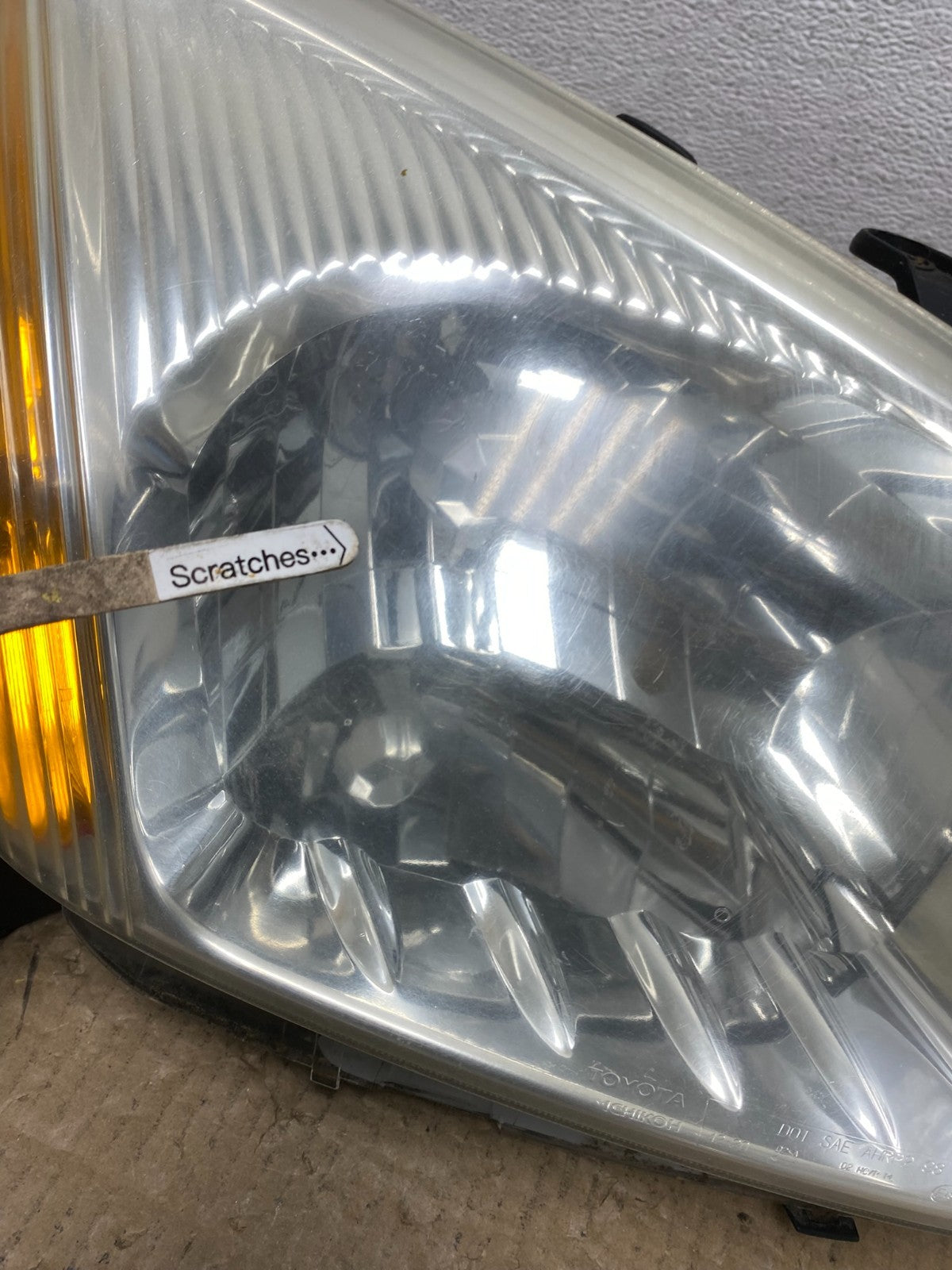 2001 - 2003 Toyota Rav4 Right Passenger RH Side Headlight Halogen Oem AC4002 DW3