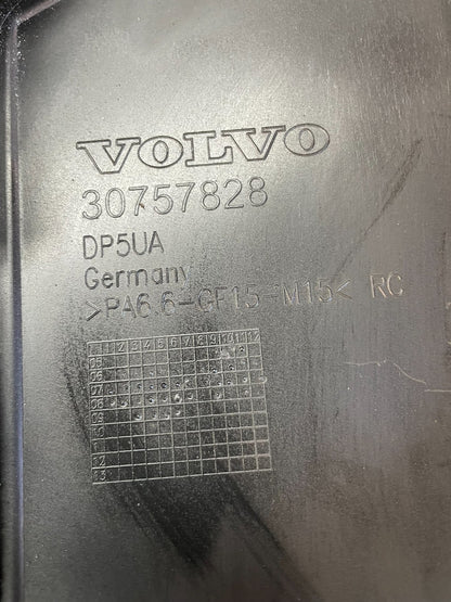 2007 to 2014 Volvo XC90 OEM 3.2L Upper Top Engine Motor Dust Cover Oem AC2159 DG2