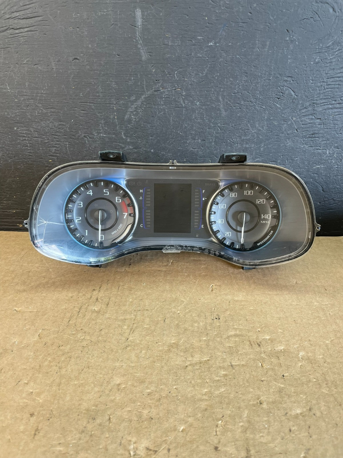 2015 Chrysler 200 Speedometer Instrument Cluster Gauges P56054630AI AD0397 DG0