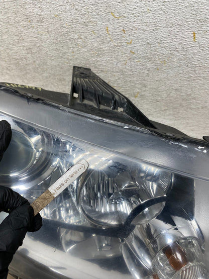 2011-2013 Jeep Grand Cherokee Right Passenger Xenon Headlight AH6799 DW6