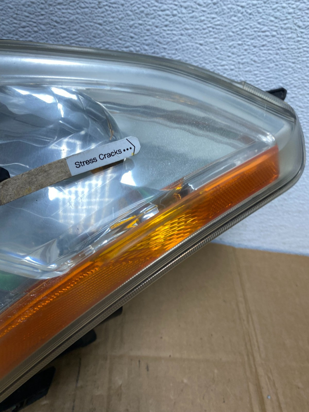2008 to 2013 Nissan Rogue Left Driver LH Halogen Headlight AC7634 DW4