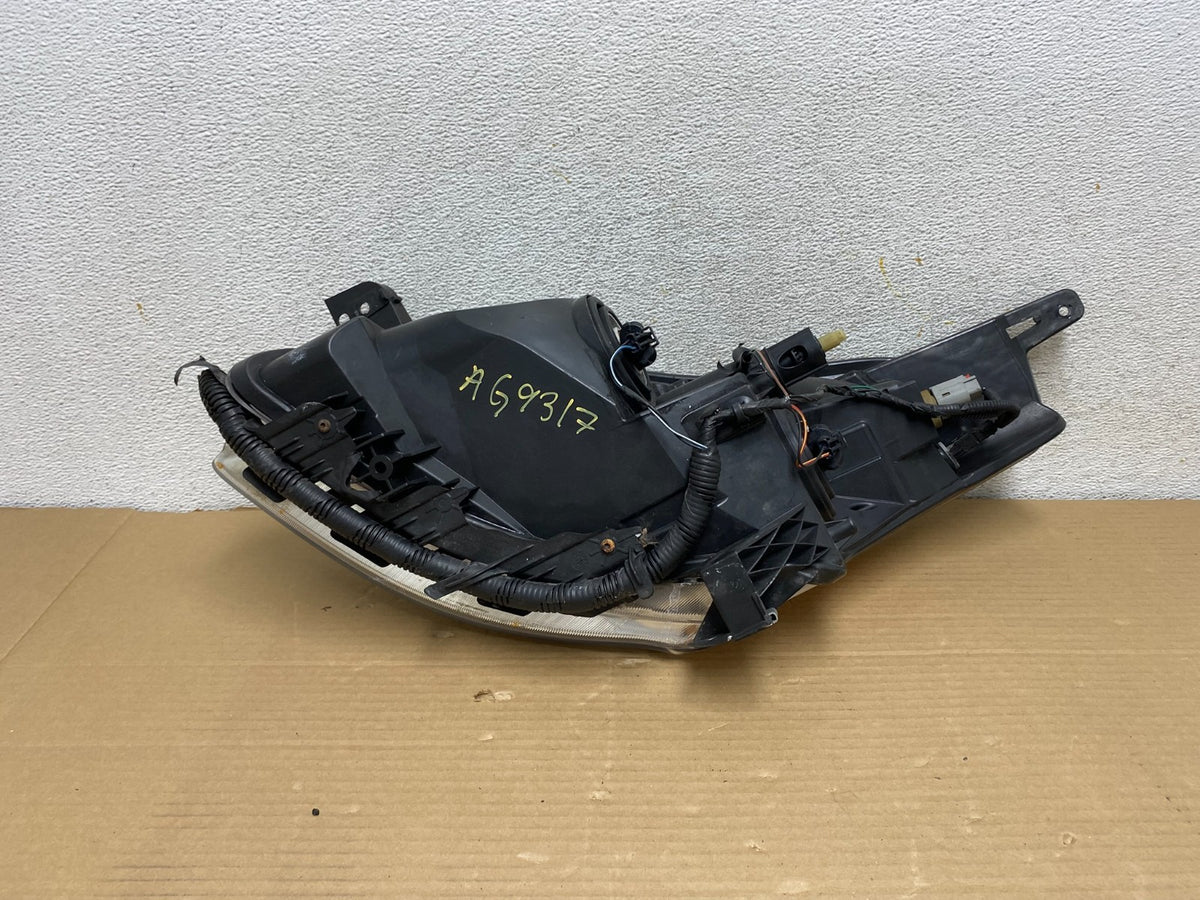 Sedan 2010 2011 2012 Nissan Altima Headlight Right Passenger Rh AG9317 DW8