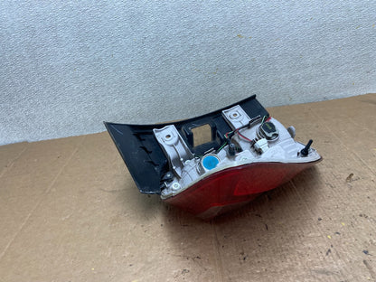 2016 to 2017 Chevrolet Equinox Right Passenger RH Side Tail Light OEM AA3820 DW6
