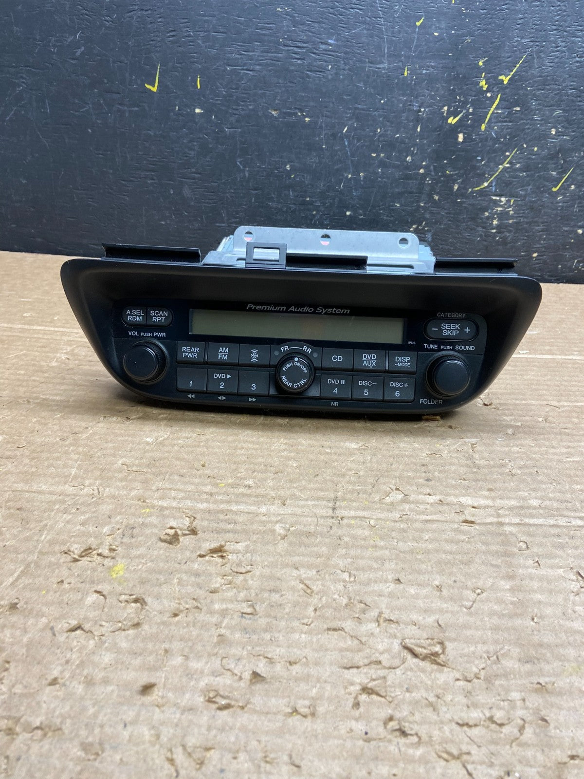2005 to 2010 Honda Odyssey Am Fm Cd Player Radio Receiver w1879 DG0