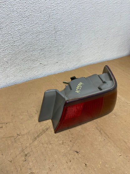 1997 1998 1999 Toyota Camry Tail Light Right Passenger Rh Side AC8594 LK2