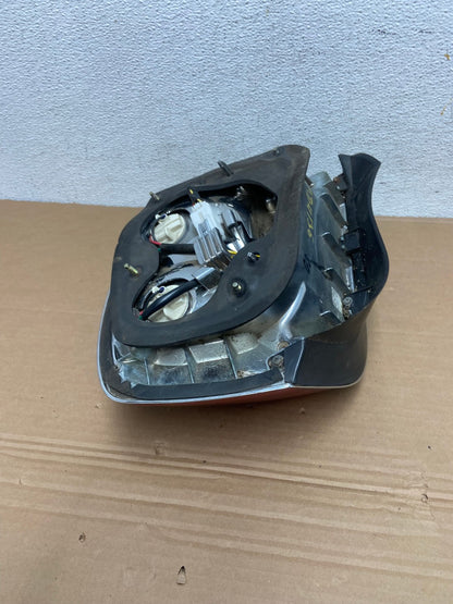 2004 to 2005 Hyundai XG350 Left Driver LH Side Tail Light AD4136 LK6