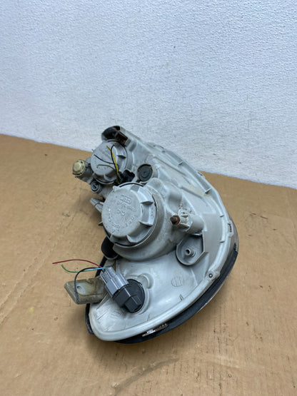 2002 to 2005 Hyundai Sonata Left Driver LH Side Headlight Halogen AC8485 DW8