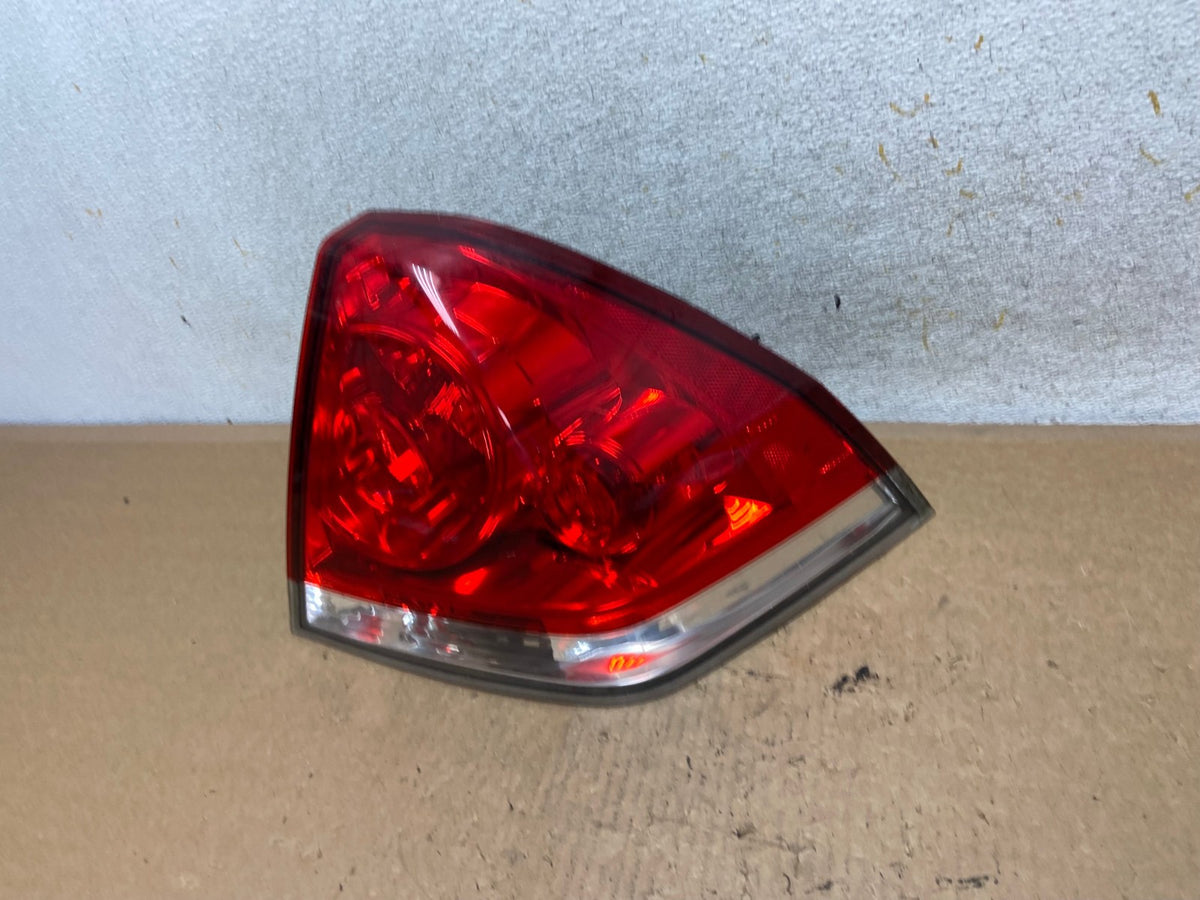 2006 - 2012 Chevrolet Impala Tail Light Right Passenger RH Side AI3523 LK1