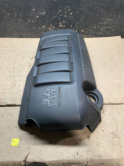 2007 to 2008 GMC Acadia 3.6L VVT Engine Cover Shield OEM x8179 DG3