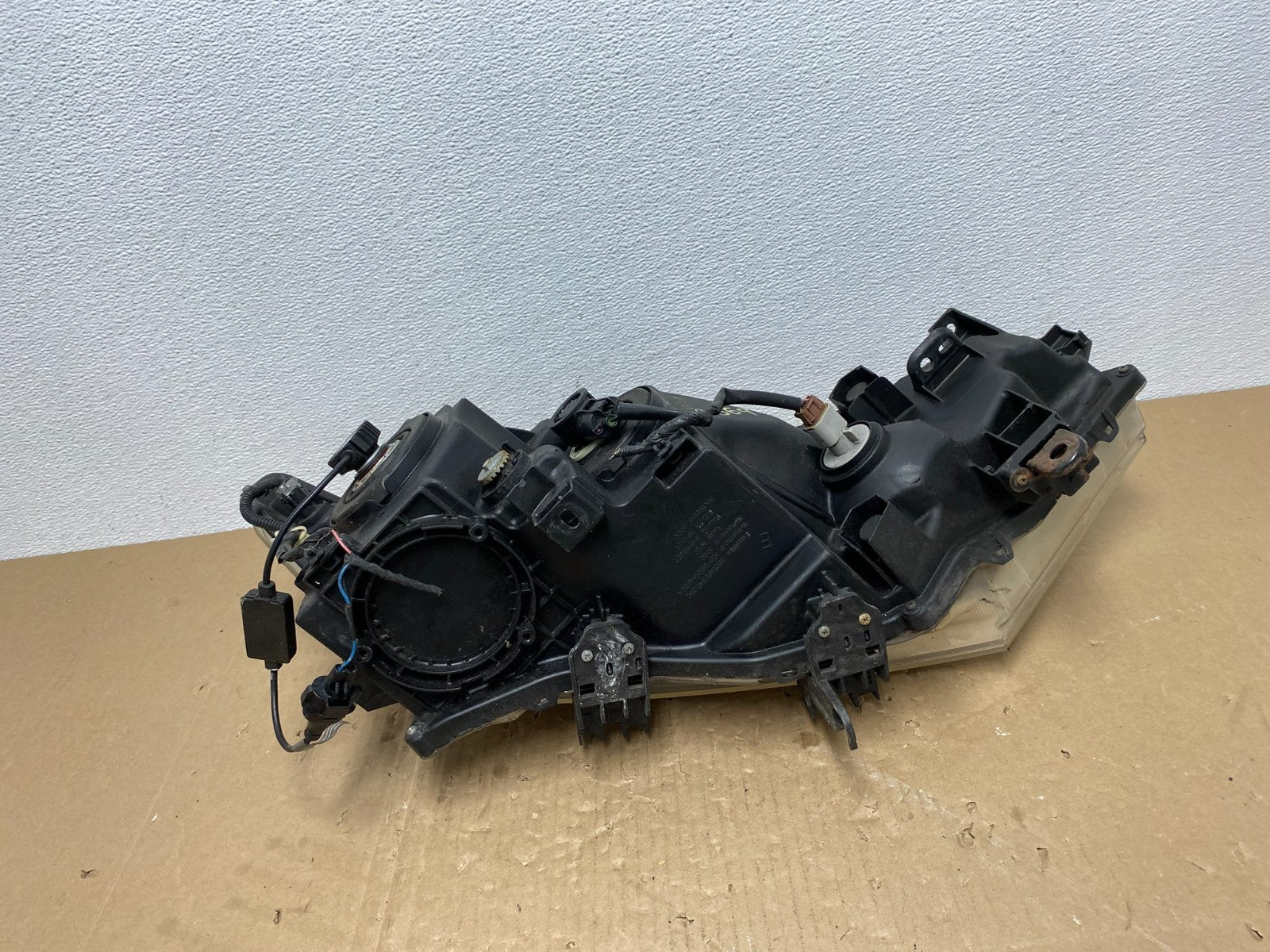 2012 to 2017 Nissan Quest Left Driver LH Side Headlight Halogen Oem AB6949 DW7