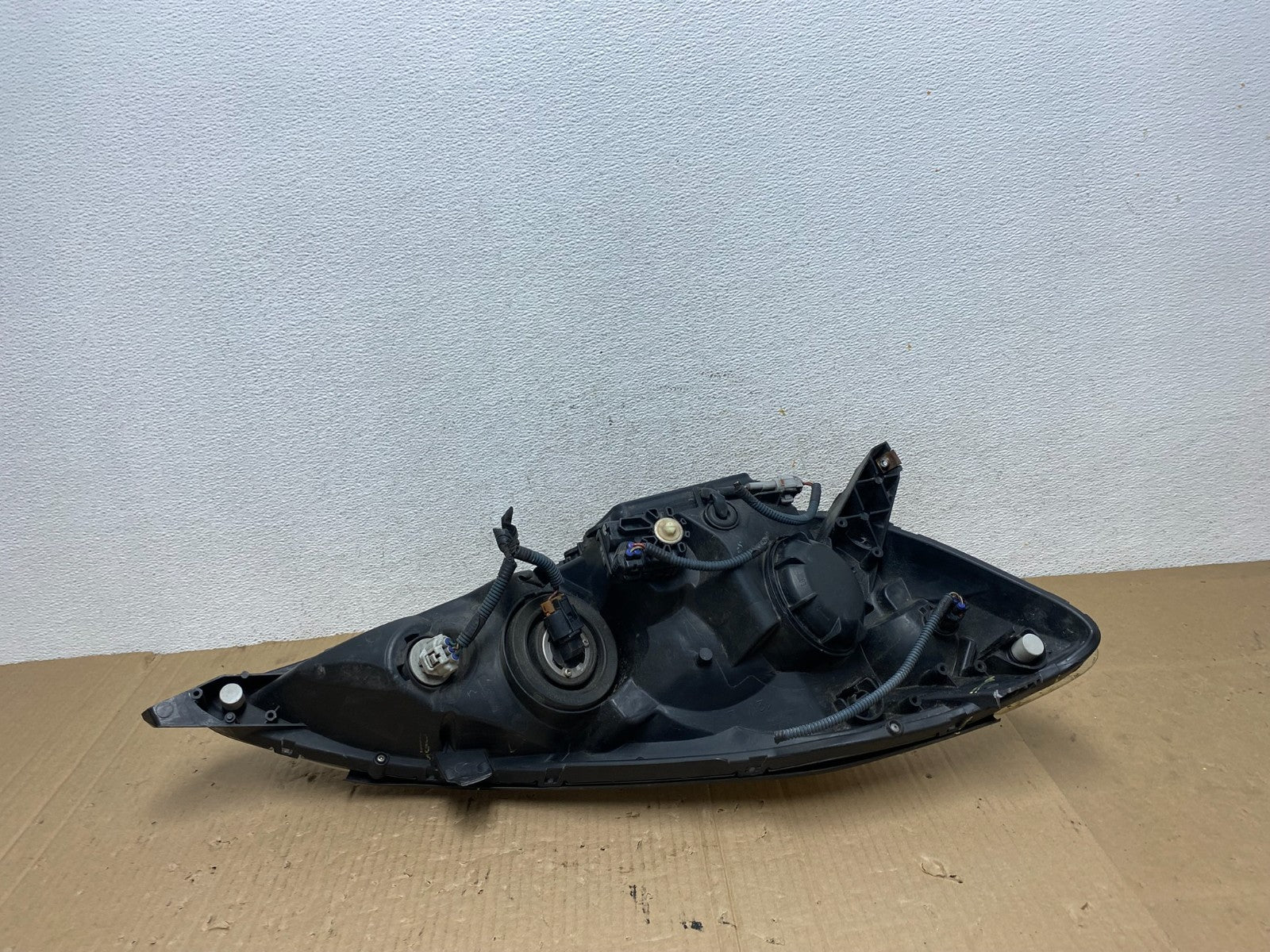 2006 to 2010 Toyota Sienna Left Driver Lh Side Headlight Xenon AE9005 DW8