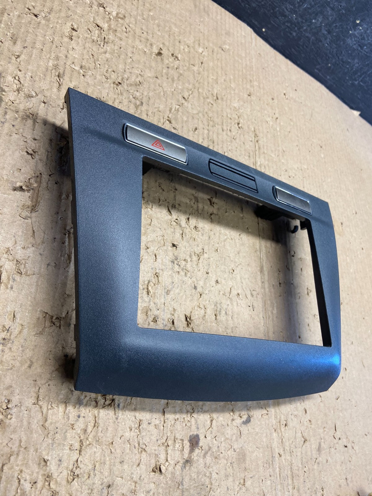 2010 to 2013 Ford Transit Connect Radio Bezel Center Dash Trim AF1746 PS2