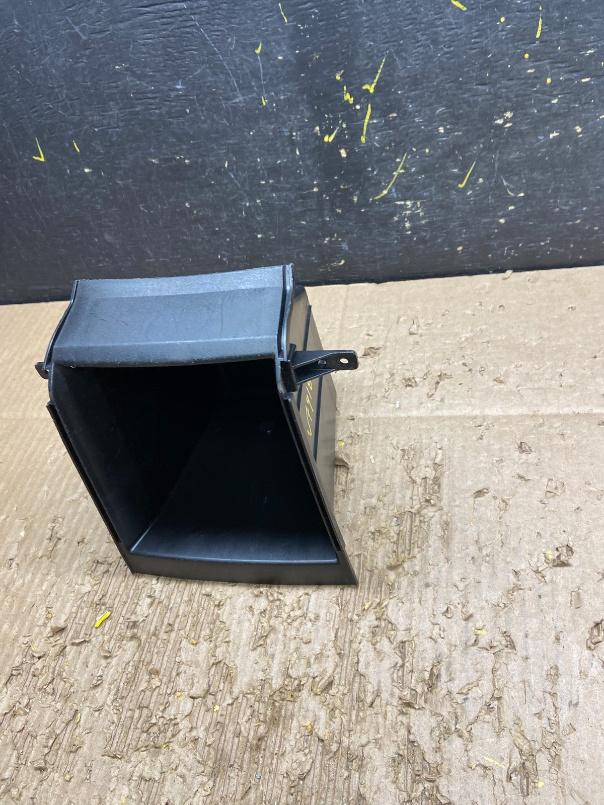 2009-2015 Honda Pilot Front Center Console Pocket Storage  OEM  v7918 DG1