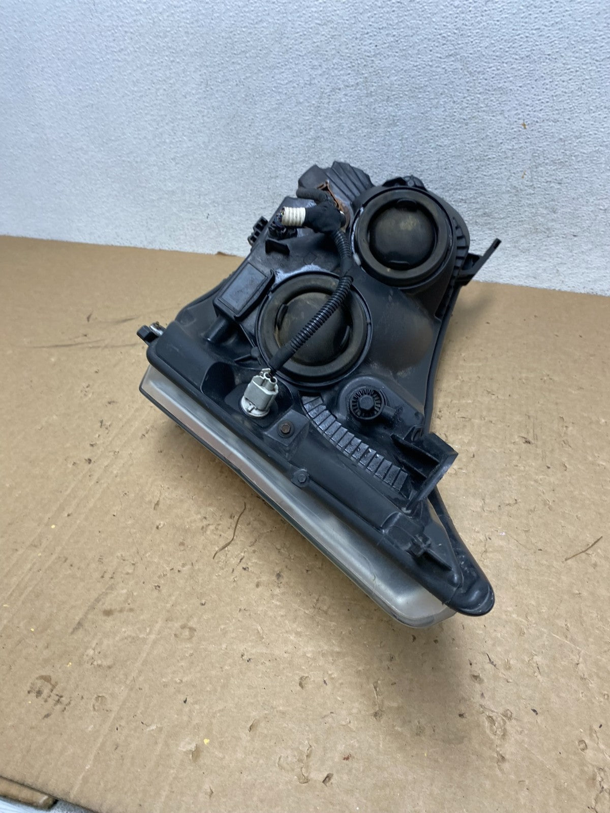 2015-2019 Ford Transit VAN Right Passenger Halogen Headlight AG1310 DW8