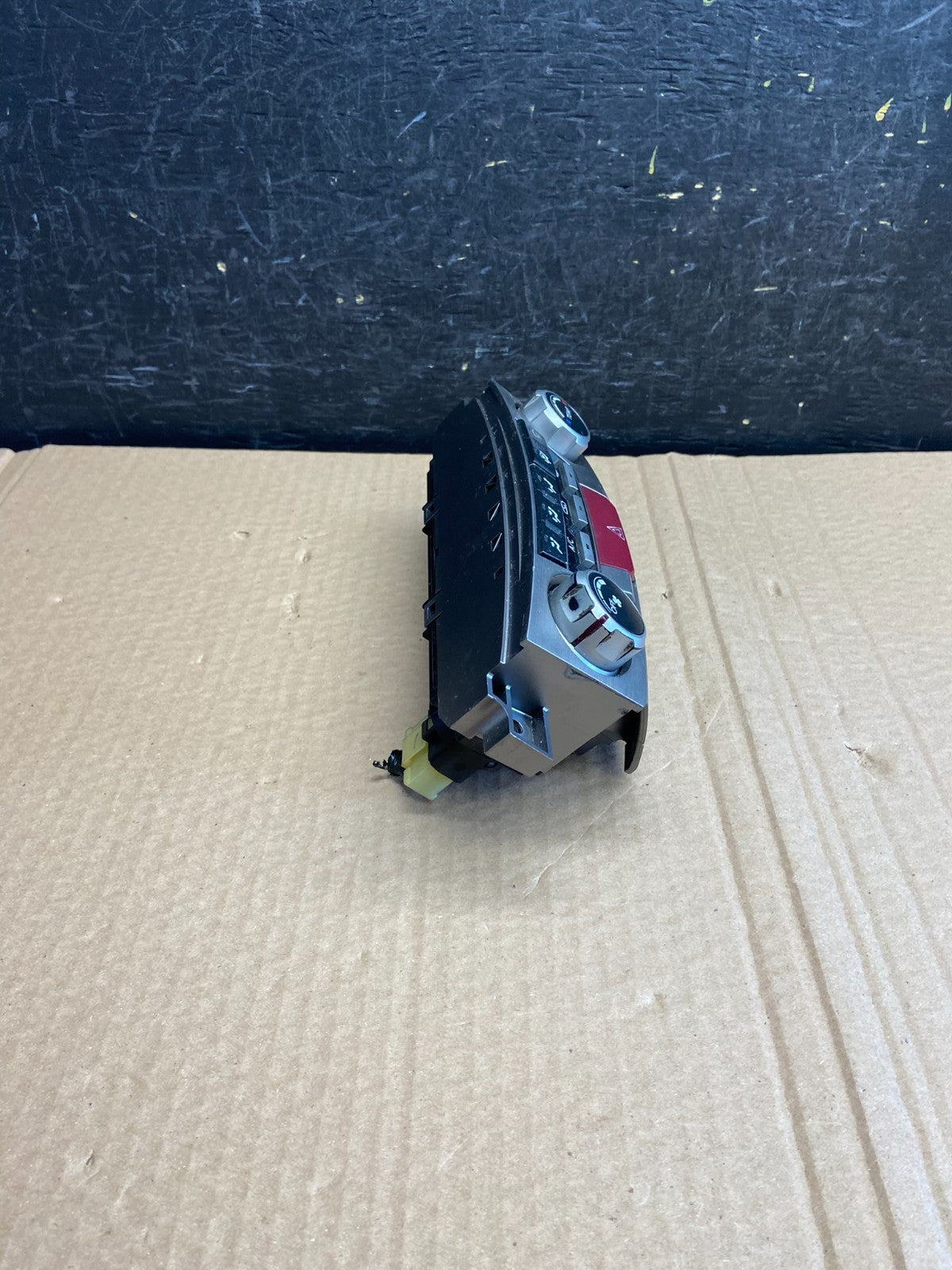 2010 - 2014 Subaru Outback Legacy A/C Heater Climate Control Unit AF6120 DG1