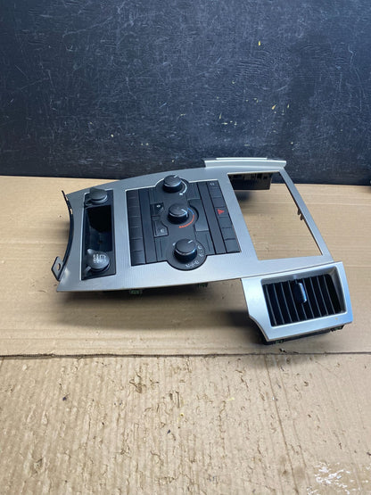 2008 to 2010 Jeep Grand Cherokee Center A/C Heater Climate Control AG0115 DG3