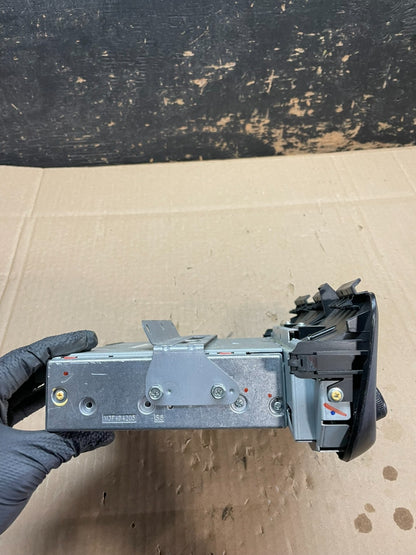 2005 to 2010 Honda Odyssey Am Fm Cd Player Radio Receiver AB2921  DG3