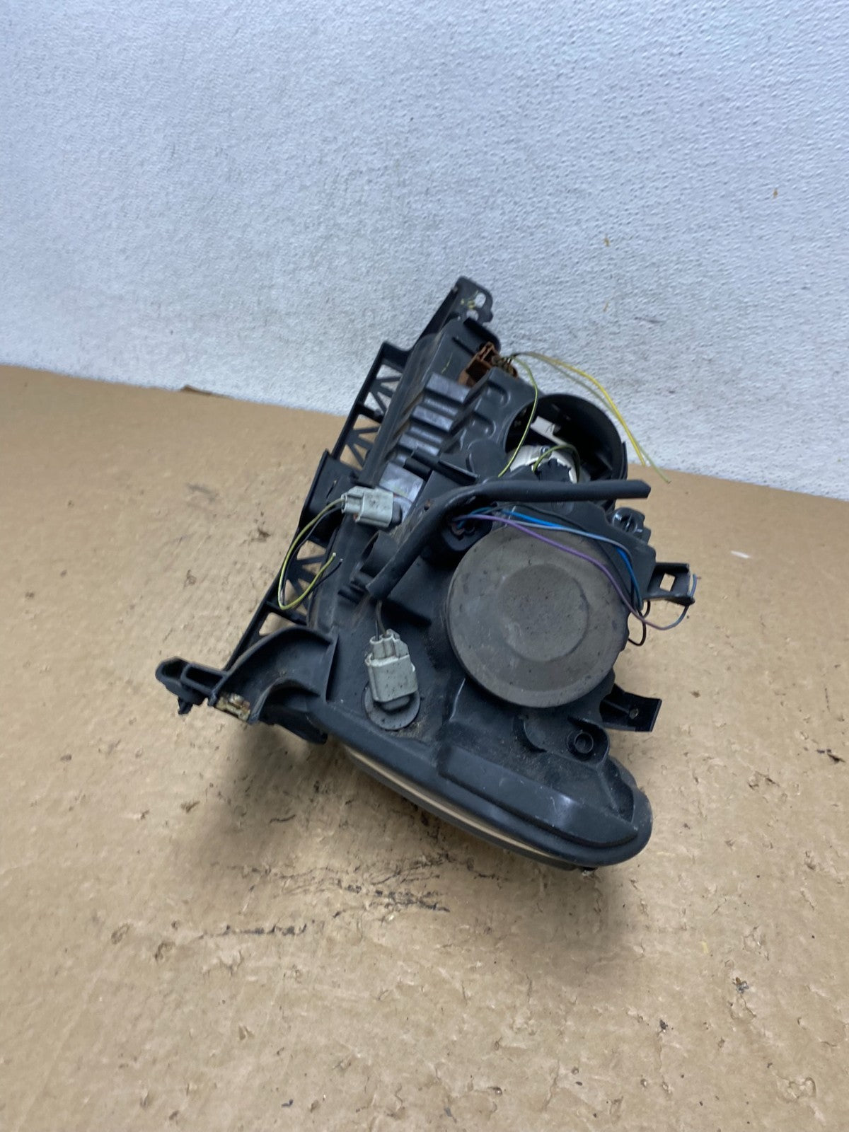2006-2009 Lincoln MKZ Zephyr Right Passenger Headlight Halogen AF8208 DW9