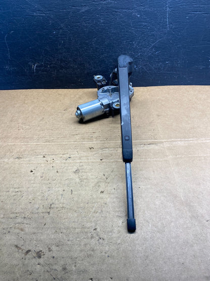 2010 to 2014 Volkswagen Golf Rear Windshield Wiper Motor AD7431 DG2