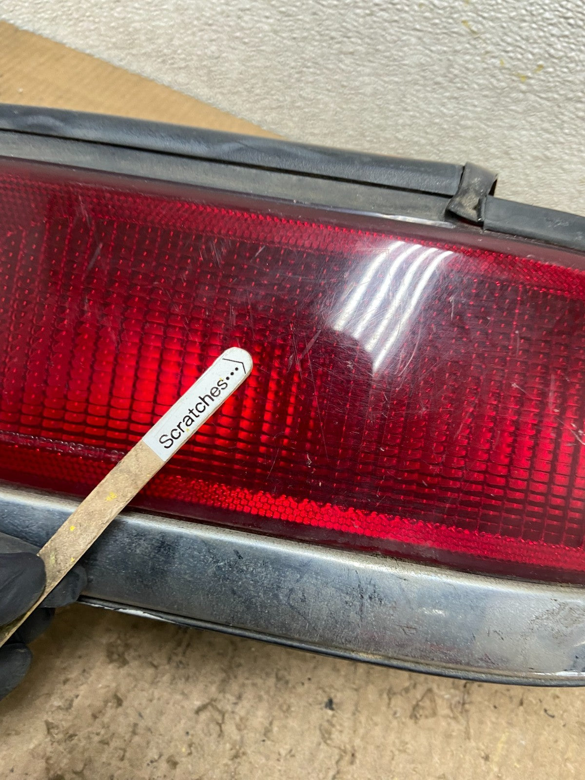 1992 - 1994 Ford Crown Victoria Right Passenger Rh Side Tail Light Oem AA8527 DG3