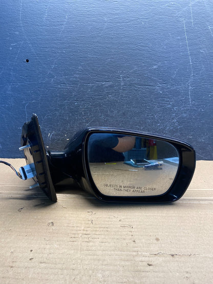 2013 - 2016 Hyundai Santa Fe Sport Right Passenger Door Mirror AE8105 DG8