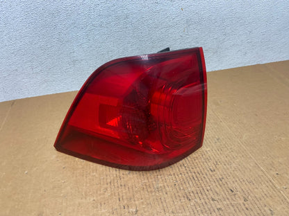 2009 to 2014 Volkswagen Routan Left Driver LH Side Tail Light AE0362 DW0