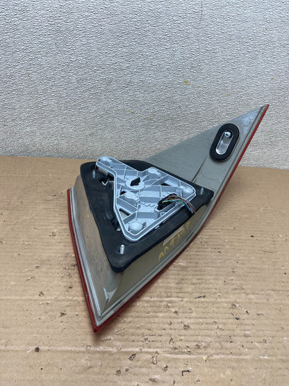 2005-2007 Mercedes-Benz C230 C240 W203 C-Class Left Driver Tail Light AA9397 LK5