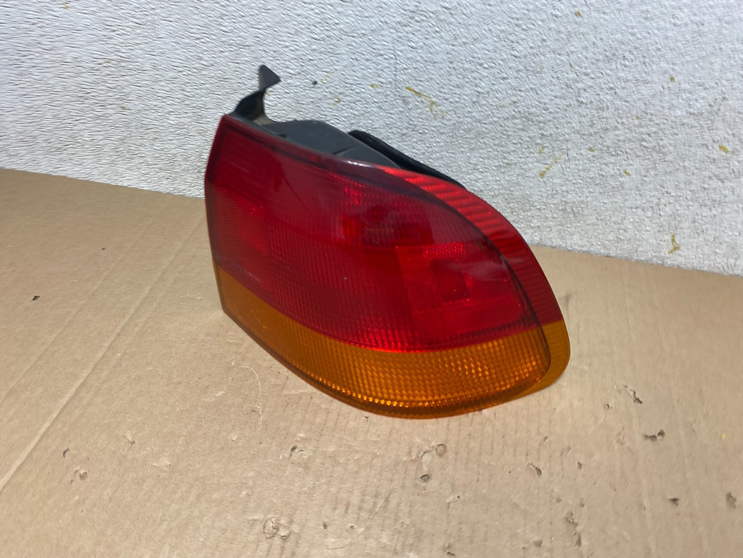 1996 to 1998 Honda Civic Tail Light 2-Door Right Passenger P8894 DW1