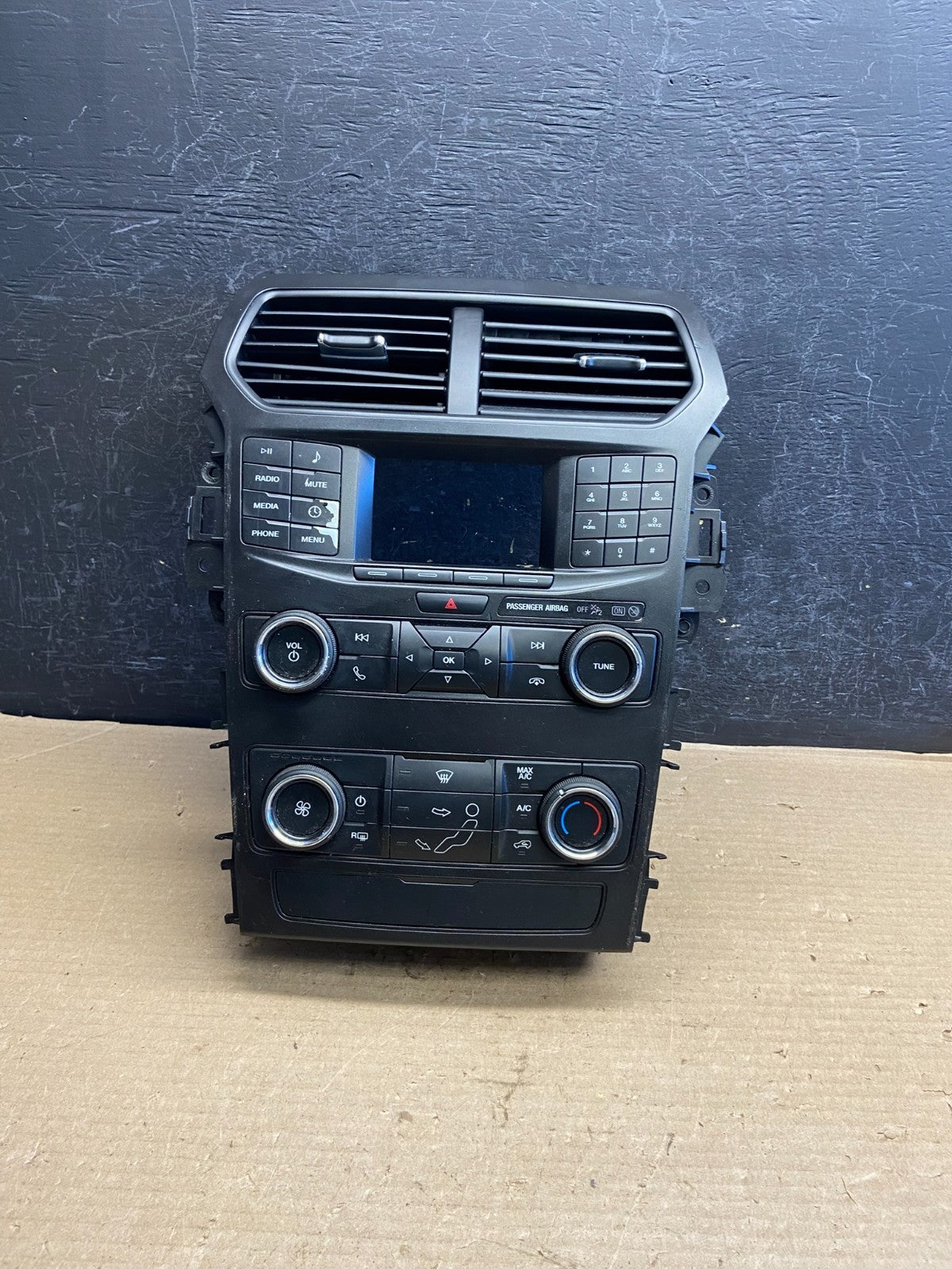 2019 Ford Explorer Radio Climate Control Trim Bezel Panel AH3671 DG0