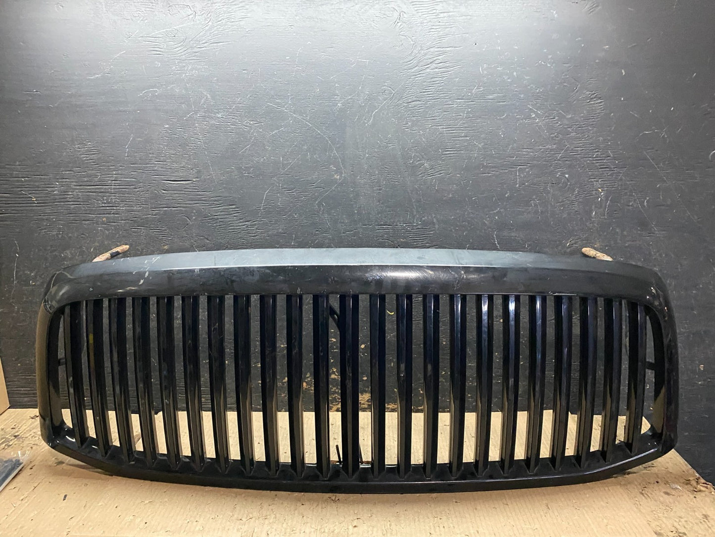 2006 2007 2008 Dodge Ram 1500 OEM Upper Front Grill Grille X8153 PS0
