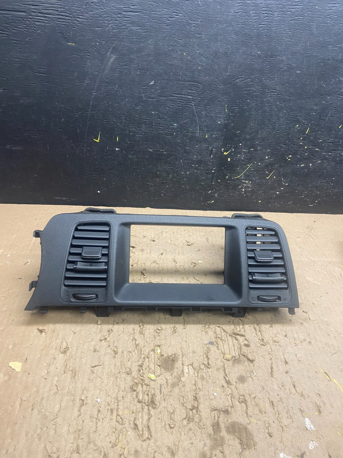 2009-2014 Nissan Murano Radio Center Console Display Bezel Air Vent T9003 DG0