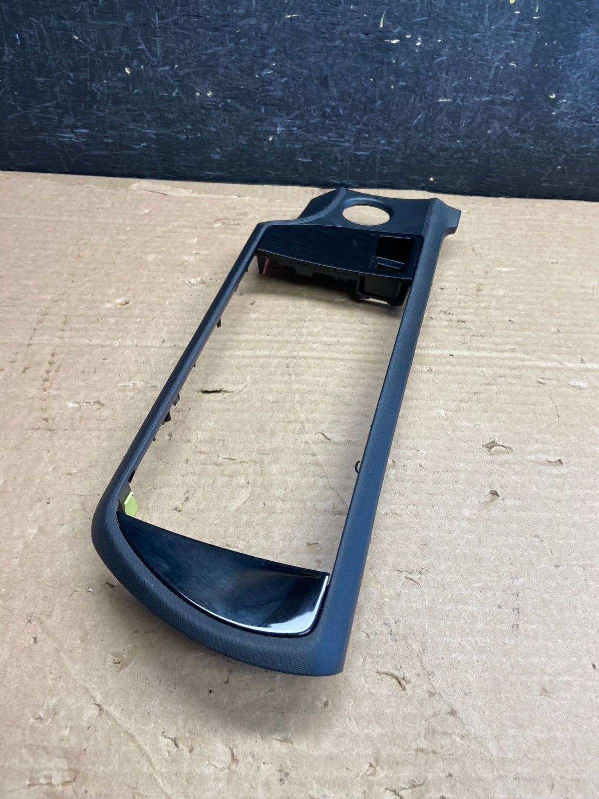 2015 to 2017 Toyota Prius C Radio CD Player Screen Bezel Trim af2621 DG1