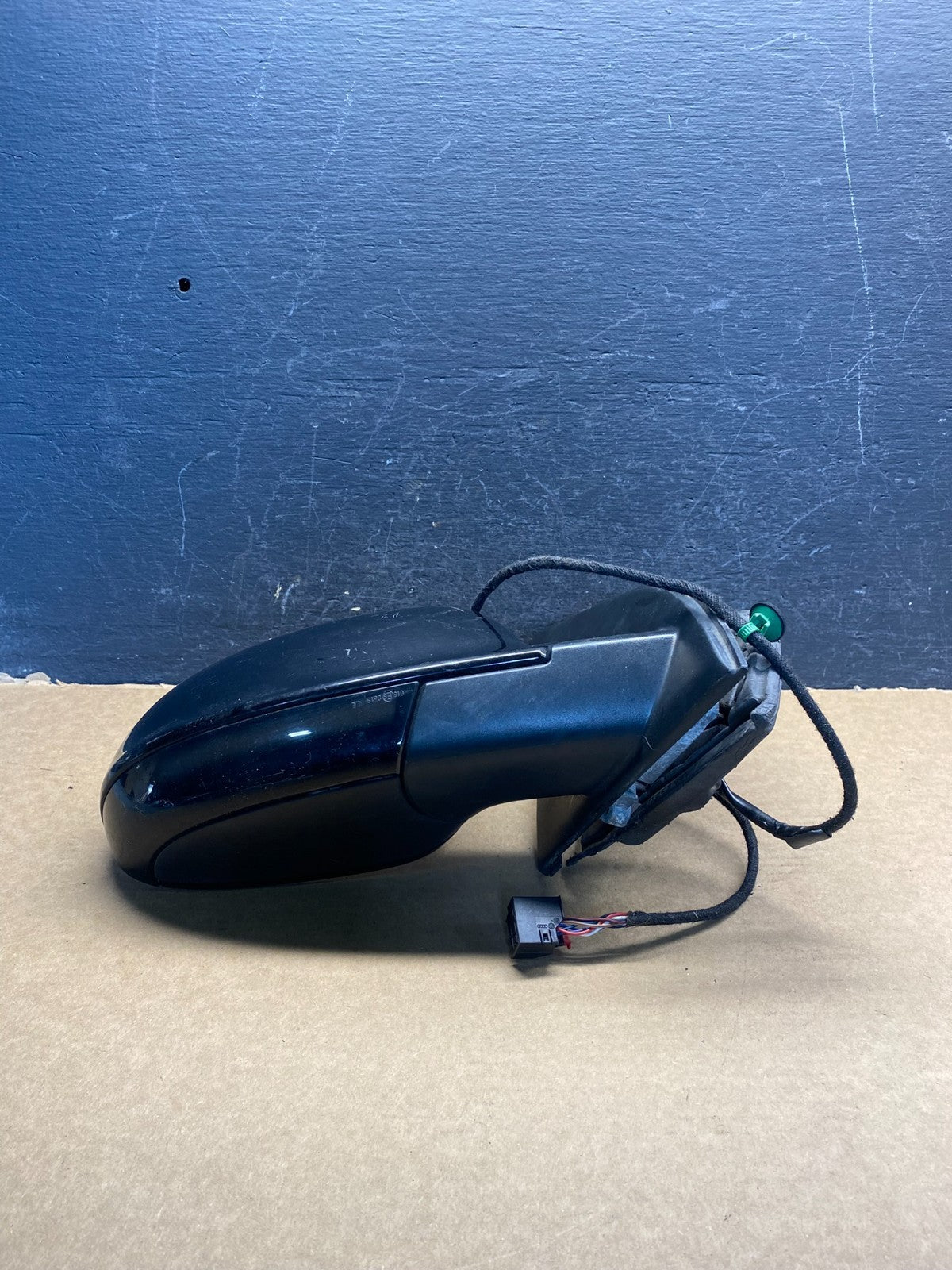 2006-2009 Volkswagen Golf GTI Right Passenger Rh View Door Mirror AD98583