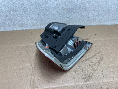 1999-2001 BMW 325i 330i E46 Right Passenger RH Tail Light ad6551 DG3