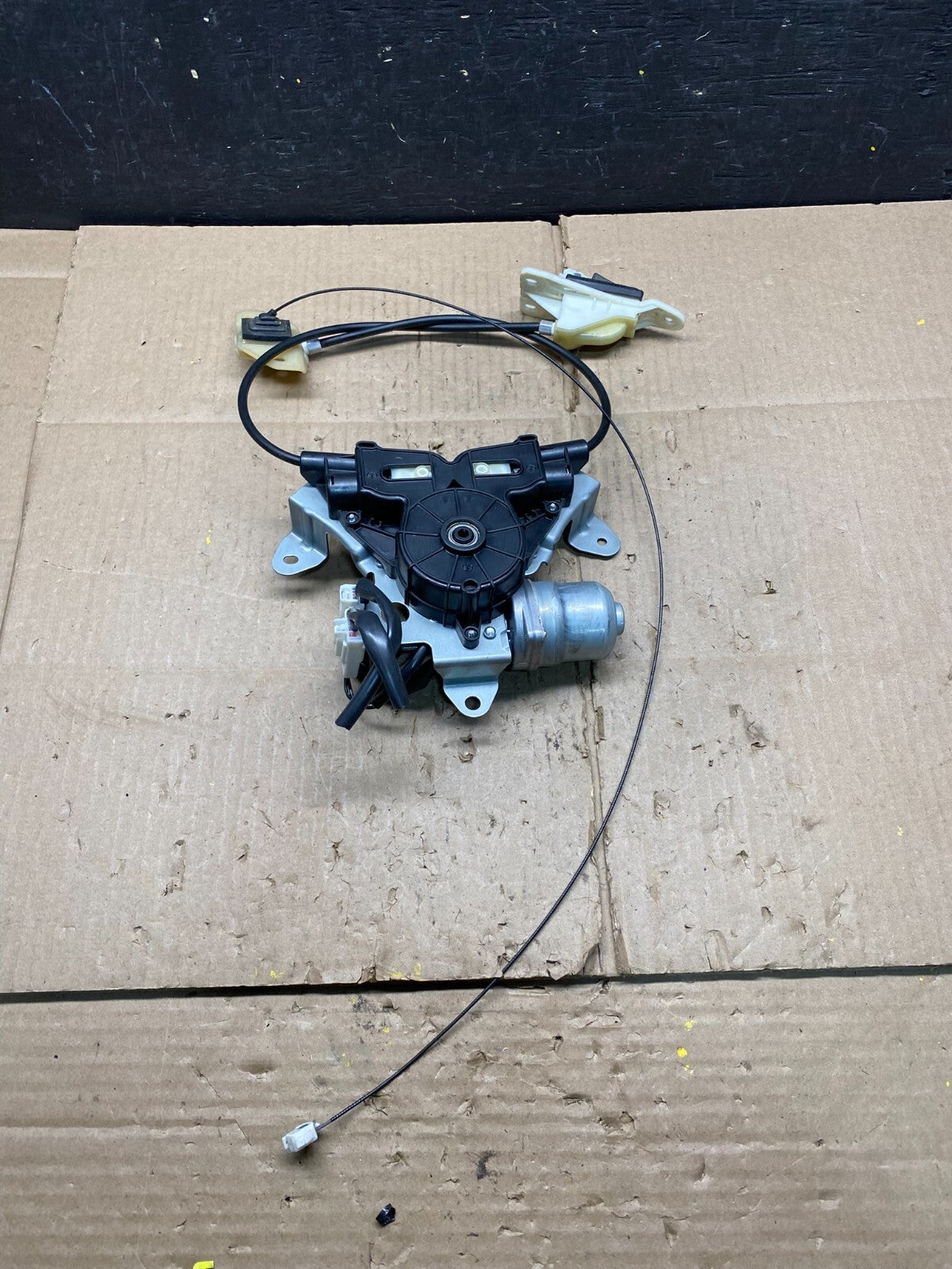 2011 to 2017 Nissan Quest Rear Left Side Power Sliding Door Motor Wire L5553  DG4