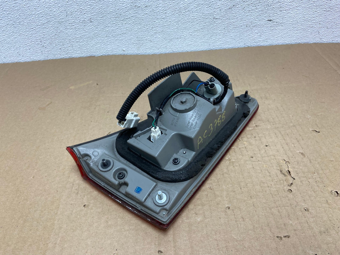 2009 - 2010 Lexus Is250 Is350 Right Passenger RH Inner Tail Light Oem AC3788 LK4