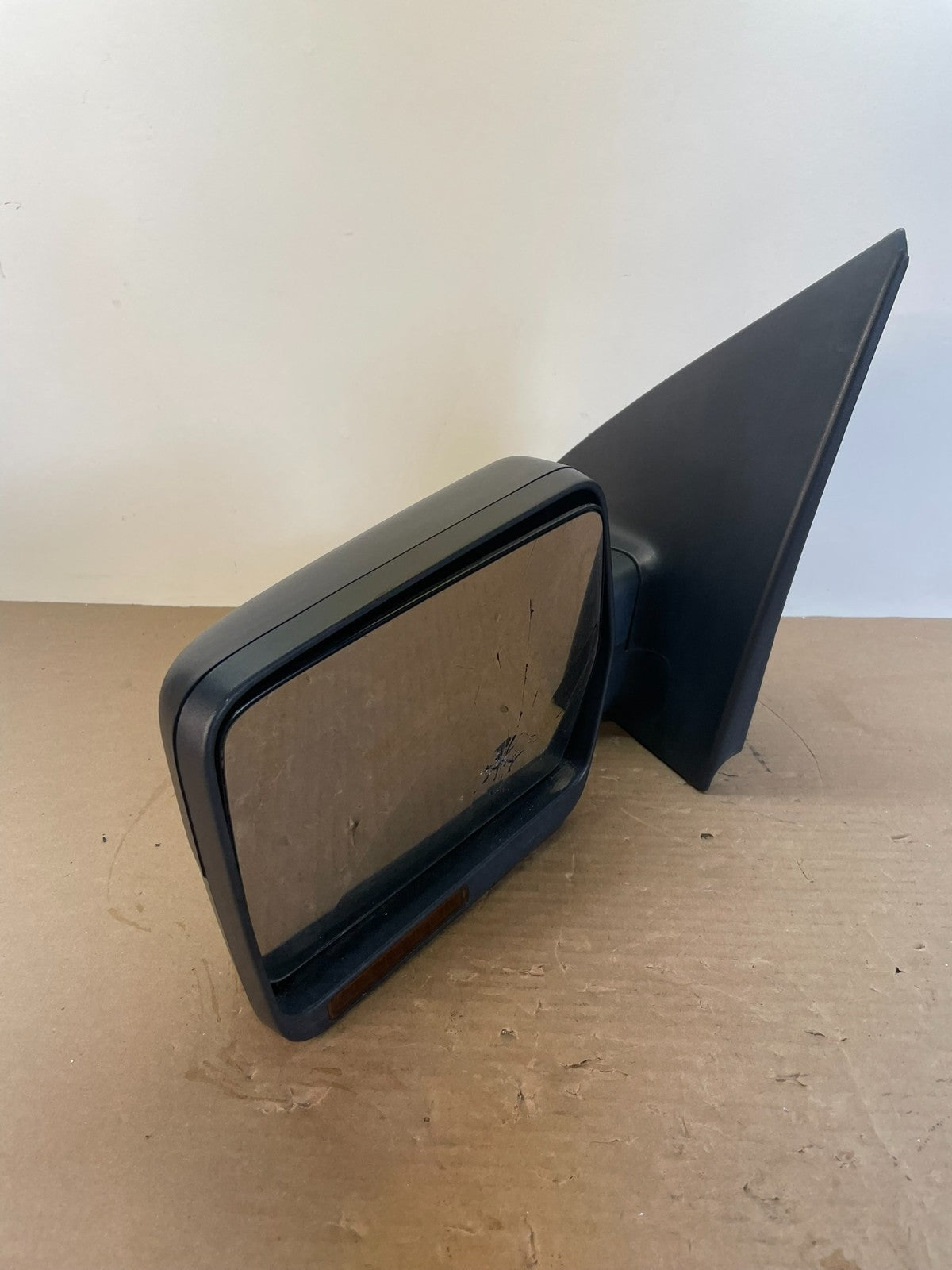 2004 to 2008 Ford F150 Left Driver LH Side View Door Mirror AF5610 DG2