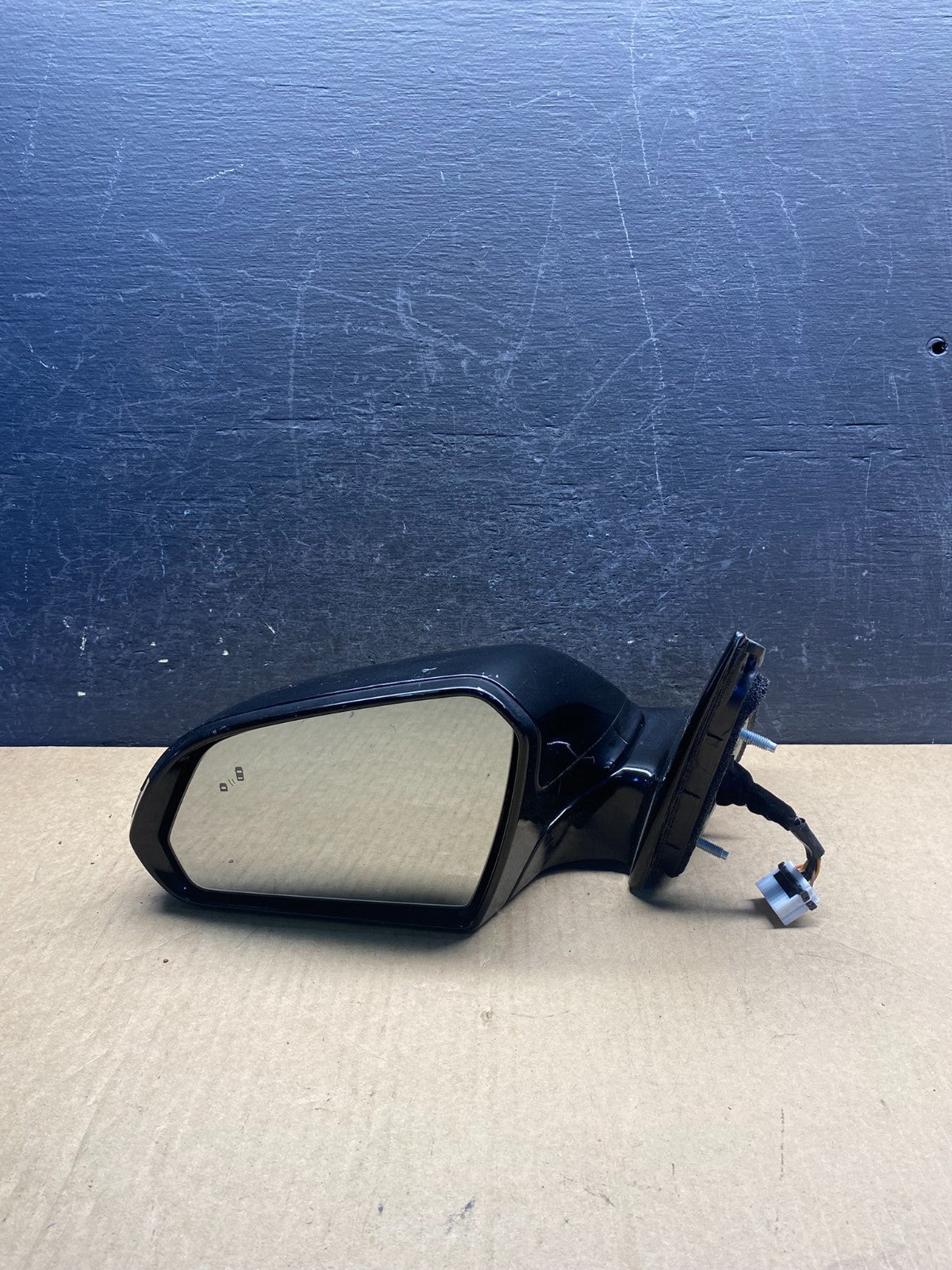 2015 - 2017 Hyundai Sonata Left Driver View Turn Signal Door Mirror AG7118 DW9