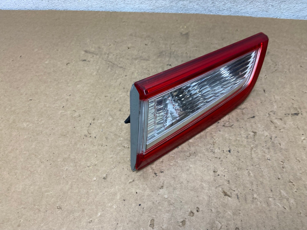 2012 2013 2014 Toyota Camry Right Passenger Rh Tail Light Inner AI3676 LK2