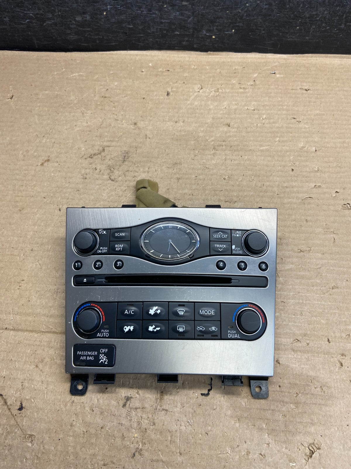 2009 to 2013 Infiniti G37 Radio Player Climate Control Panel Bezel AH3743 DG0