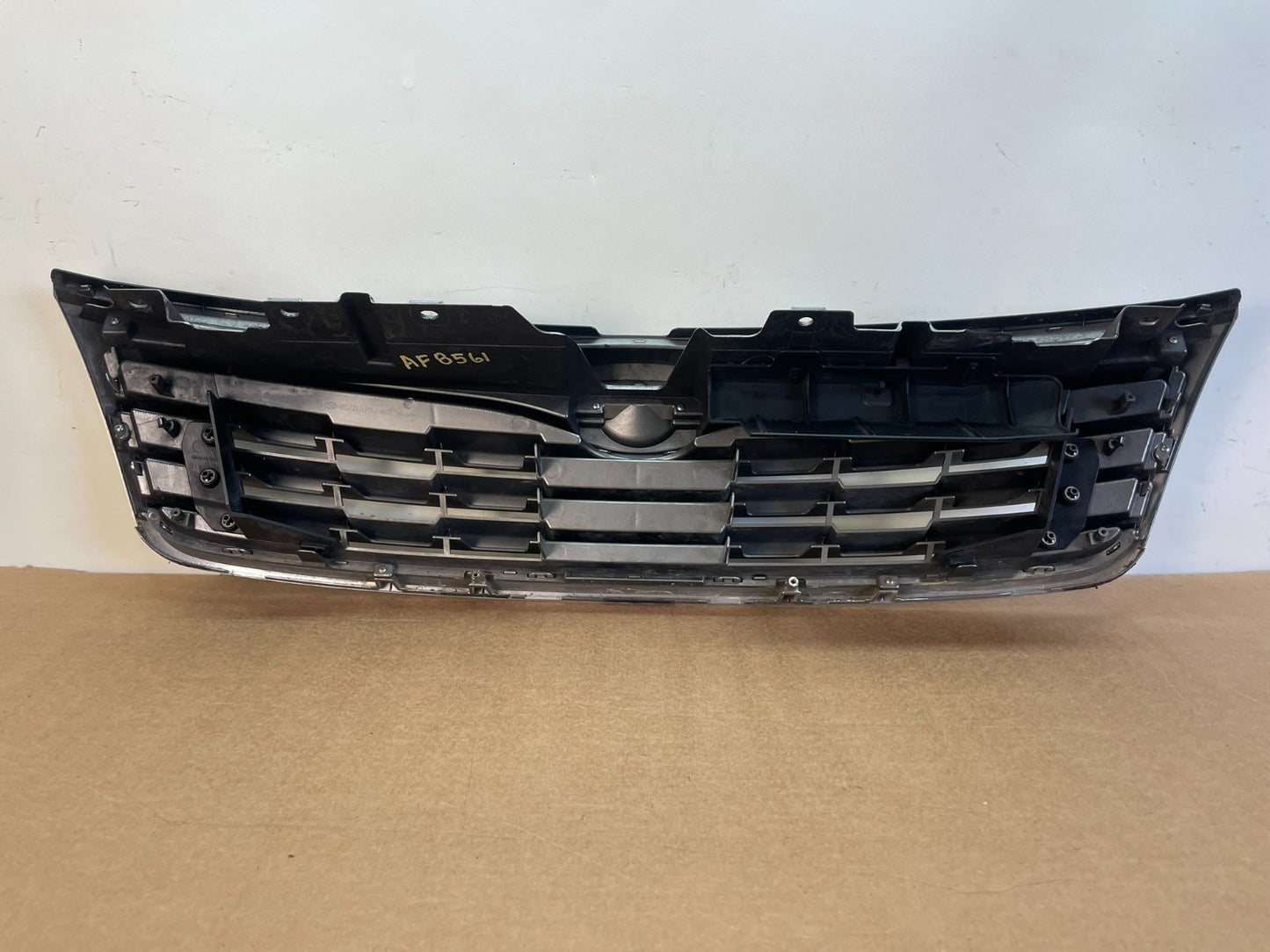2009 2010 Subaru Forester Front Upper Chrome Grille Grill AF8561 DG3