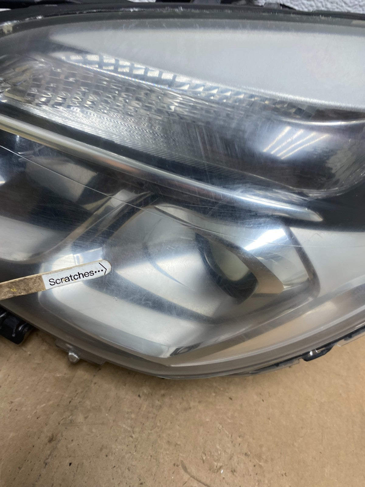 2016-2018 Chevrolet Equinox Left Driver LH Halogen Headlight AC5772 DW3