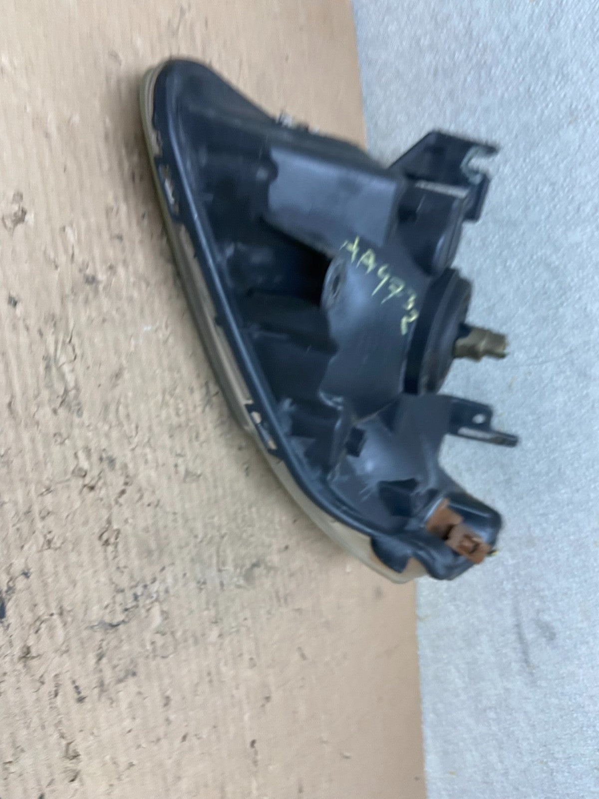 2008 to 2011 Mazda Tribute Right Passenger Rh Headlight Oem AA9732 DG7