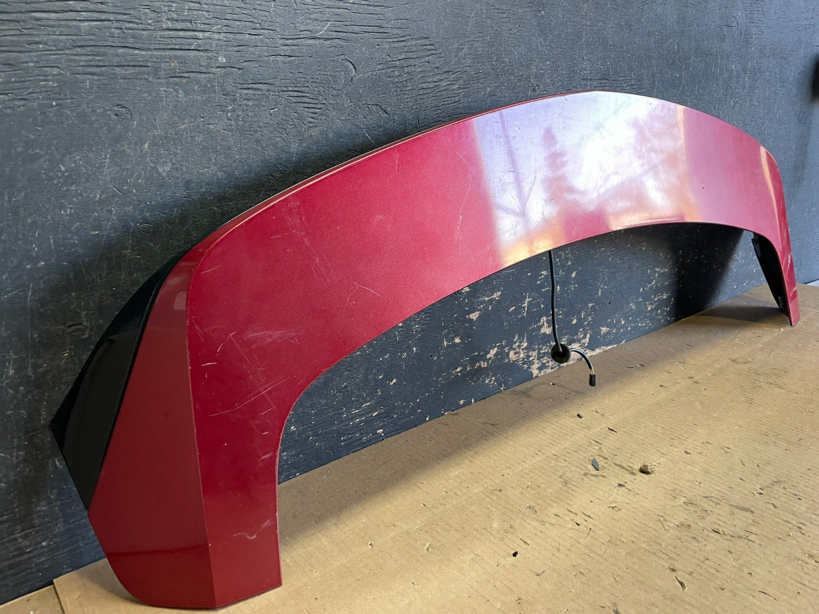 2010-2016 Cadillac Srx Upper Rear Spoiler Wing Brake Light Oem AA5960 DG1