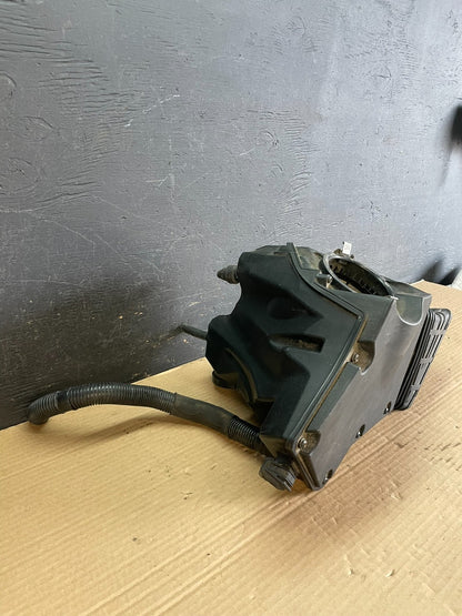 2009 to 2012 Audi A4 Air Cleaner Filter Box AF3422 DG2