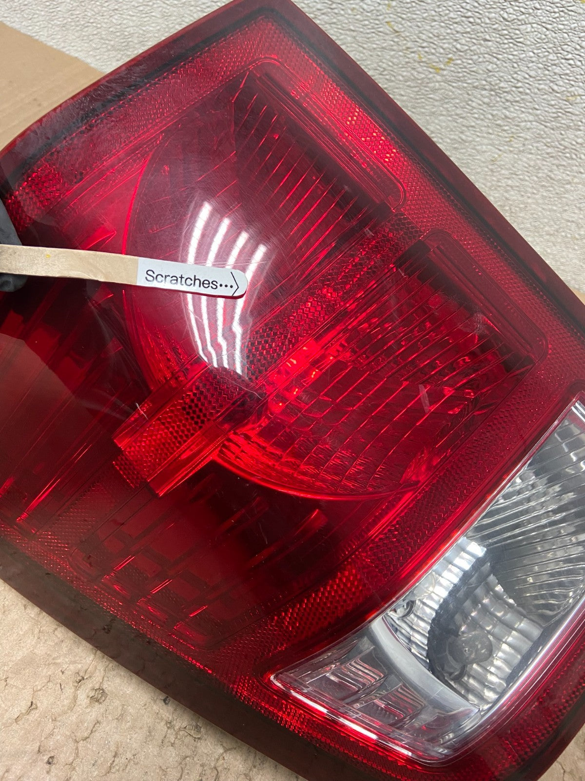 2007 2008 2009 2010 Jeep Grand Cherokee Left Driver Lh Tail Light Y0807 DW3
